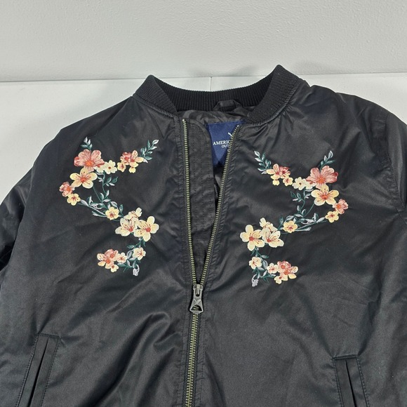 American Eagle Womens Black Floral Embroidered Bomber Jacket Quilted Small 11119 - Picture 2 of 8